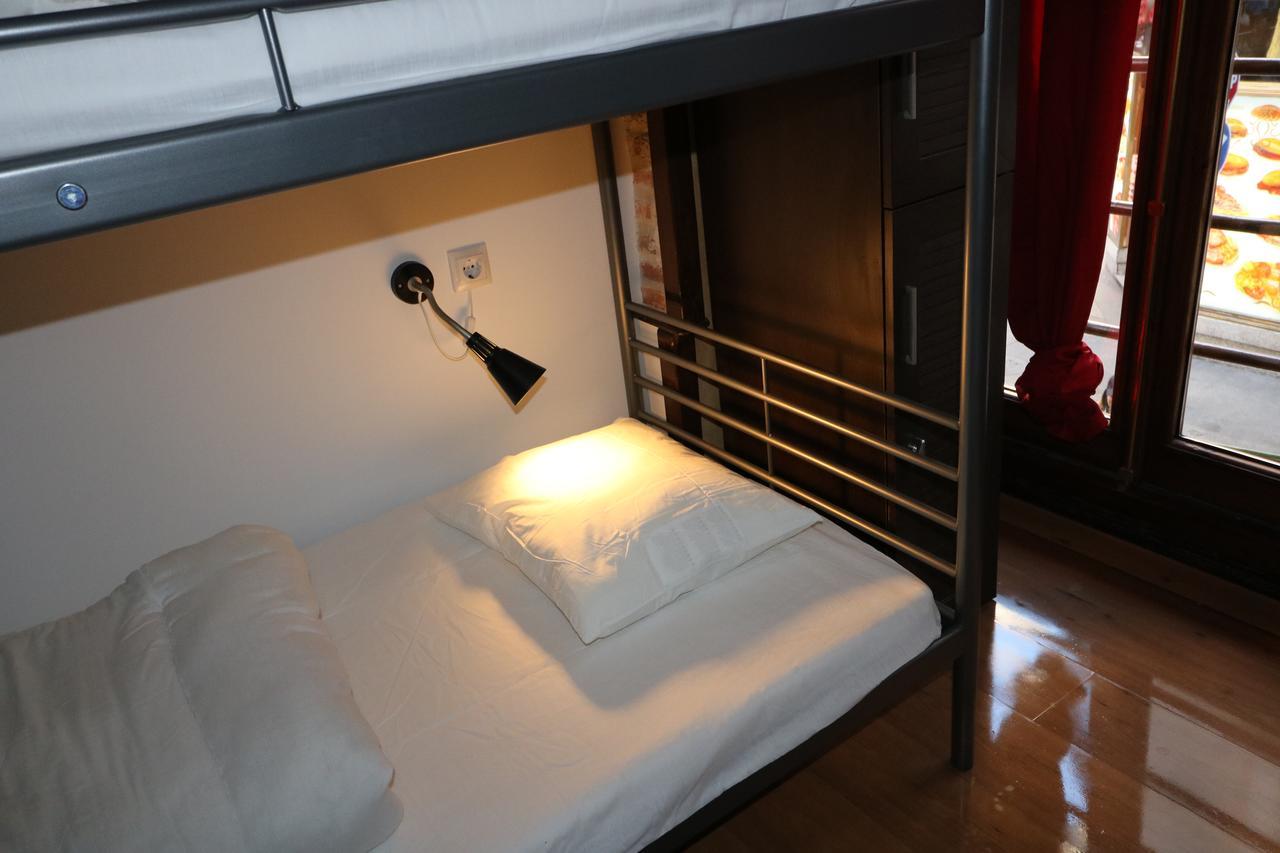 I Love Madrid Hostel Luaran gambar